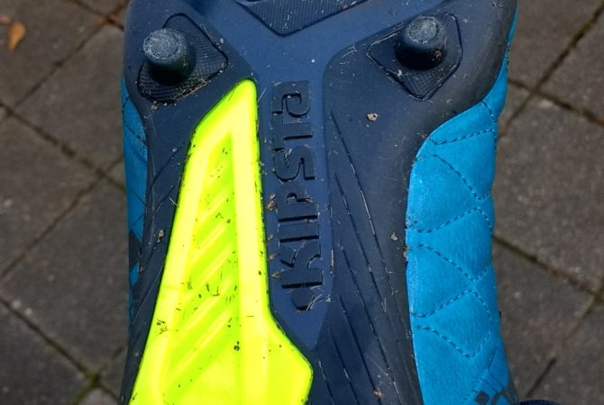 Sohle mit Nocken des Kipsta Agility 500 FG